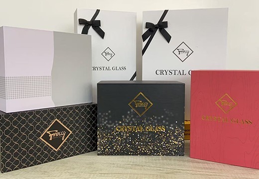 The packaging art of telling stories through details